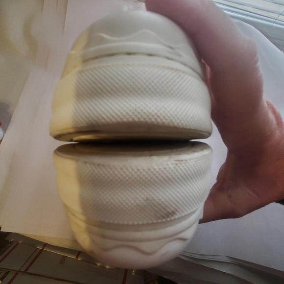 Chloe Lauren Scalloped Slip On White Leather. Platform Trainers Sz 42 womens - Picture 5 of 10